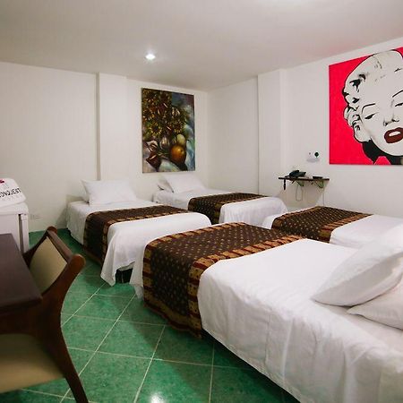Hotel 33 Conquest 麦德林 外观 照片